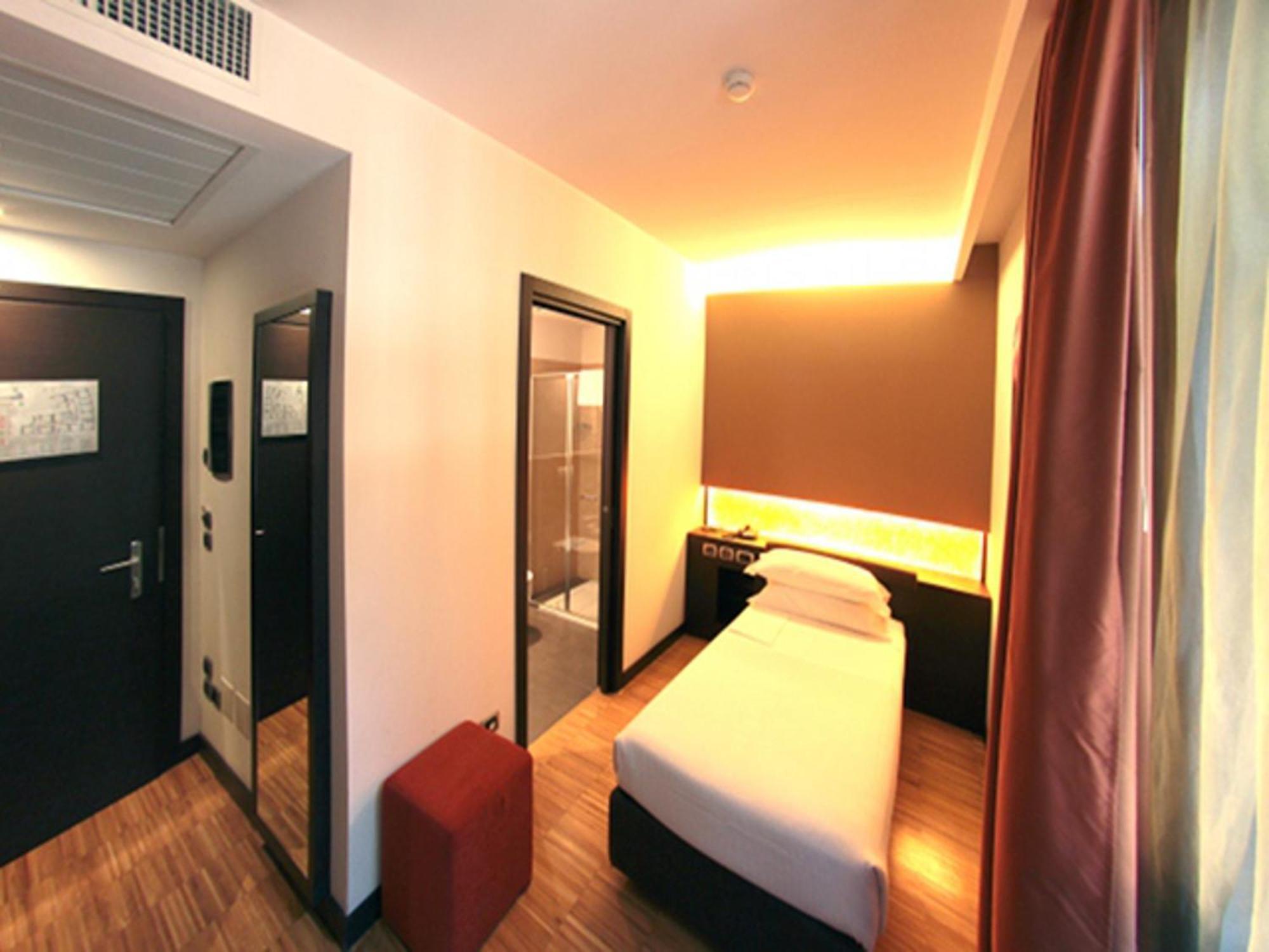 Postumia Hotel Design Oderzo Kamer foto